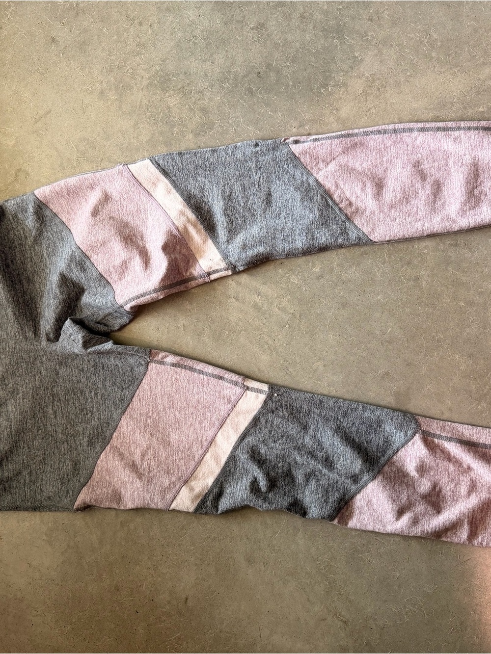 NWOT Serene Tangerine Heather Gray and Mauve Colorblock Paneled Soft Leggings
